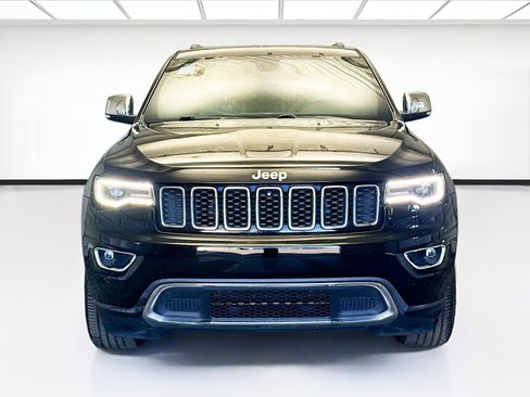 Used 2021 Jeep Grand Cherokee Limited w/ Luxury Group II image 2