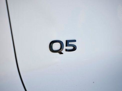 Certified 2025 Audi Q5 Premium Plus w/ Premium Plus image 6