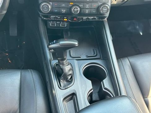 Used 2022 Dodge Durango GT AWD/4WD image 24