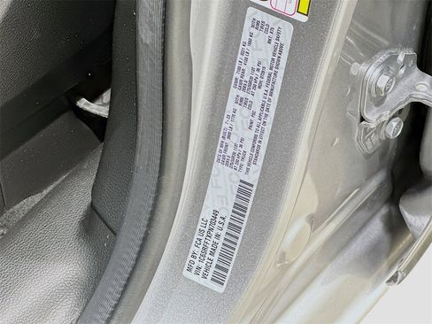 Used 2023 RAM 1500 Lone Star image 32