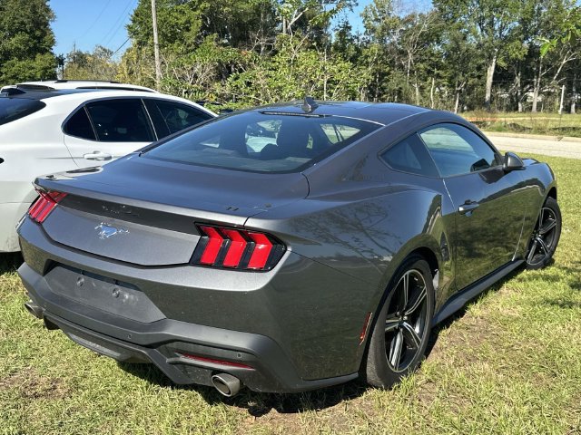 Used 2024 Ford Mustang Coupe RWD image 20