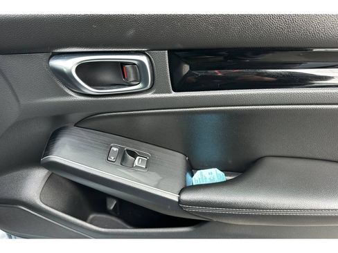 Used 2023 Honda Civic Touring image 18