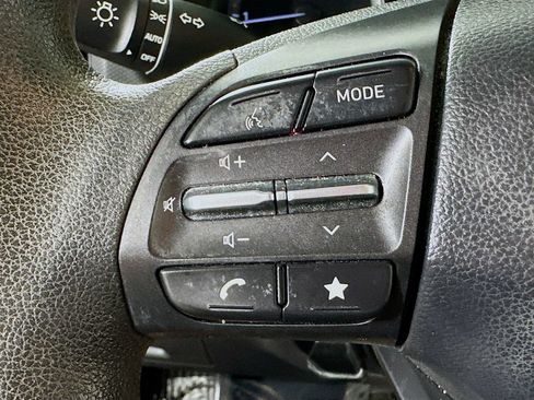 Used 2023 Hyundai Kona SEL AWD/4WD image 22