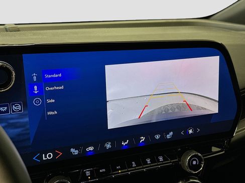 Used 2024 Chevrolet Blazer EV LT image 23