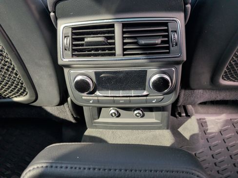 Used 2019 Audi Q7 2.0T Premium Plus w/ Premium Plus Package image 41