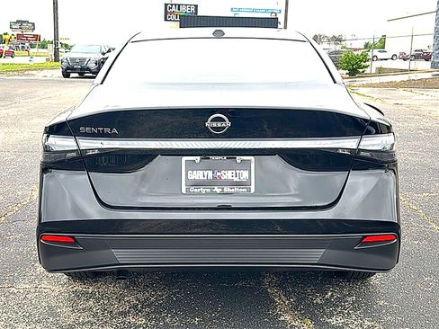 New 2026 Nissan Sentra SV w/ SV Convenience Package FWD image 7