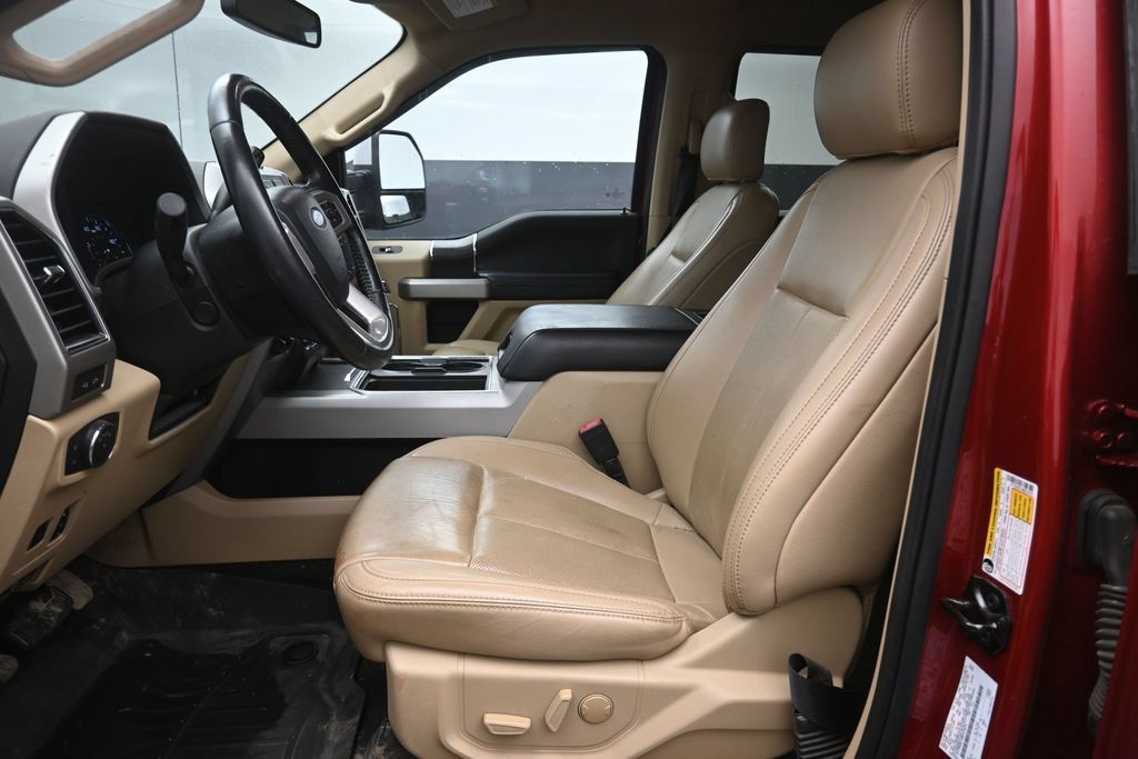 Certified 2021 Ford F250 Lariat w/ Lariat Ultimate Package AWD/4WD image 18