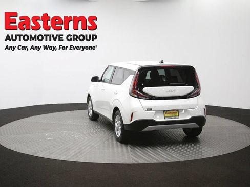 Used 2025 Kia Soul LX FWD image 64