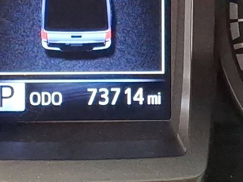 Used 2023 Toyota Tacoma SR image 13