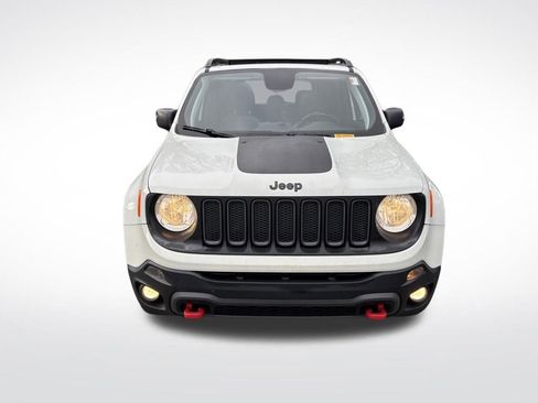 Used 2018 Jeep Renegade Trailhawk image 9