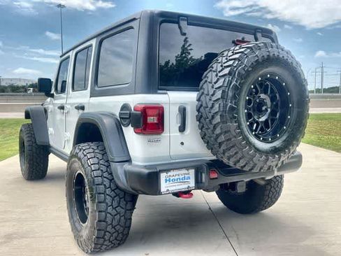 Used 2018 Jeep Wrangler Unlimited Rubicon AWD/4WD image 5