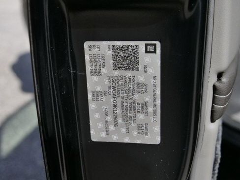 Used 2019 Chevrolet Express 2500 Explorer Conversion Van / Limi w/ Enhanced Convenience Package image 50