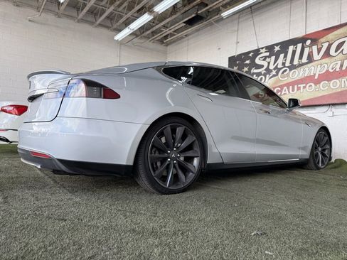 Used 2012 Tesla Model S Signature Performance image 14