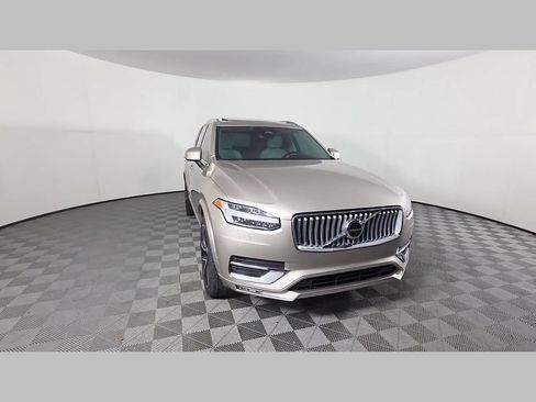 Used 2023 Volvo XC90 B6 Plus w/ Protection Package Premier AWD/4WD image 52