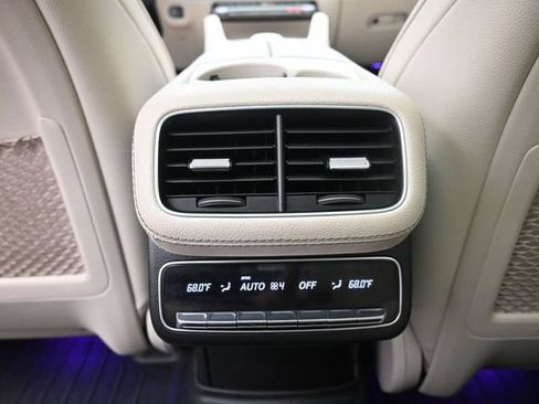 Used 2023 Mercedes-Benz GLS 450 4MATIC image 28
