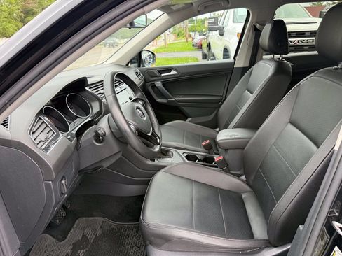Used 2020 Volkswagen Tiguan S FWD image 18