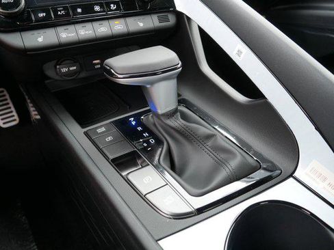 New 2026 Hyundai Elantra SEL Sport Premium FWD image 9