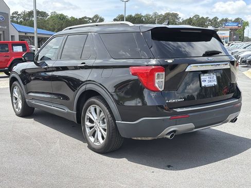 Used 2022 Ford Explorer Limited w/ Equipment Group 301A RWD image 28