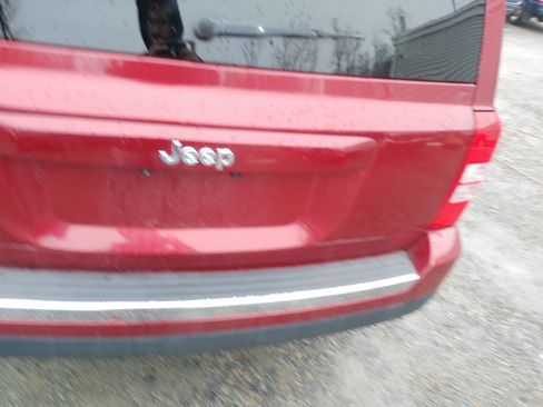 Used 2014 Jeep Patriot Latitude w/ Freedom Edition Package image 10