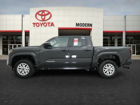 New 2025 Toyota Tacoma SR5 image 10