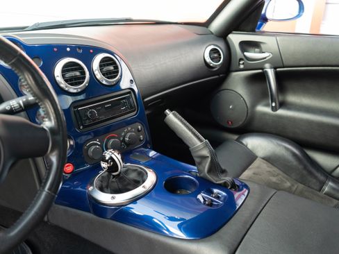 Used 2005 Dodge Viper SRT-10 RWD image 19