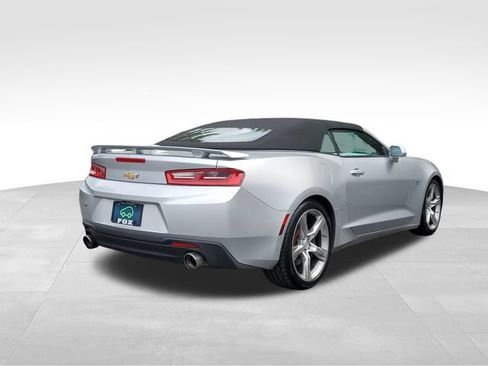 Used 2018 Chevrolet Camaro SS RWD image 5