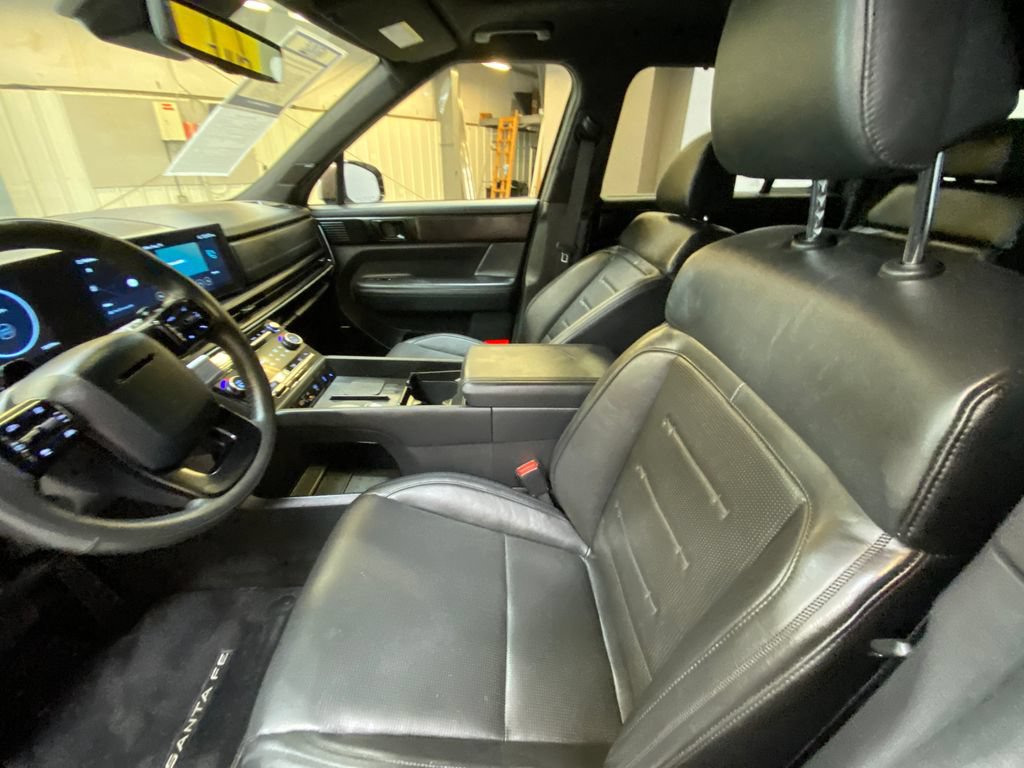 Used 2025 Hyundai Santa Fe Calligraphy AWD/4WD image 23