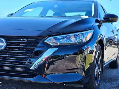 New 2025 Nissan Sentra SV w/ All-Weather Package image 7