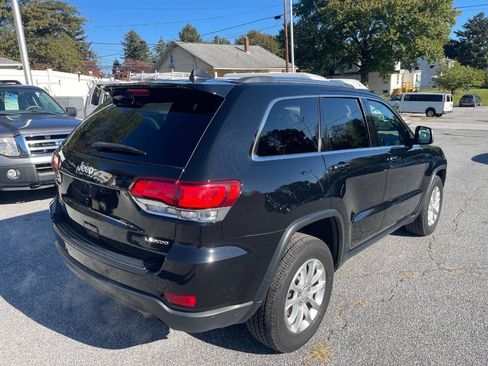 Used 2021 Jeep Grand Cherokee Laredo X AWD/4WD image 6