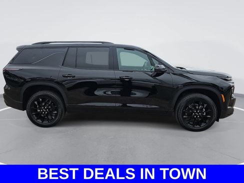 New 2026 Chevrolet Traverse LT w/ Midnight/Sport Edition FWD image 2