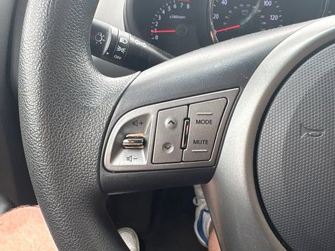 Used 2010 Kia Soul + w/ Audio Pkg FWD image 15