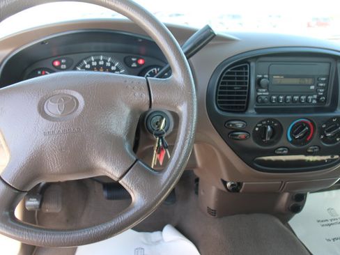 Used 2002 Toyota Tundra 2WD Regular Cab image 16