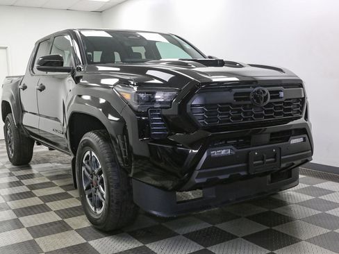 New 2026 Toyota Tacoma TRD Sport AWD/4WD image 2