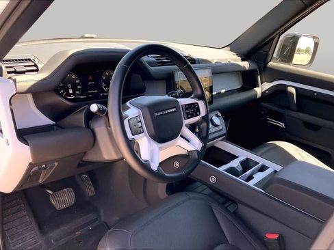 Used 2025 Land Rover Defender 110 S AWD/4WD image 16