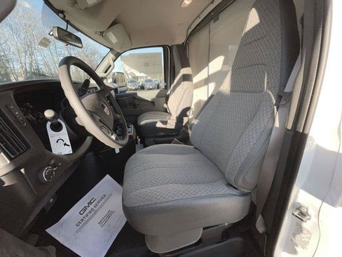 New 2025 GMC Savana 3500 w/ Power Convenience Package RWD image 20