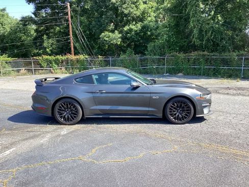 Used 2019 Ford Mustang GT Premium w/ GT Performance Package RWD image 2