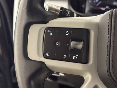 Used 2020 Land Rover Defender 110 HSE AWD/4WD image 30