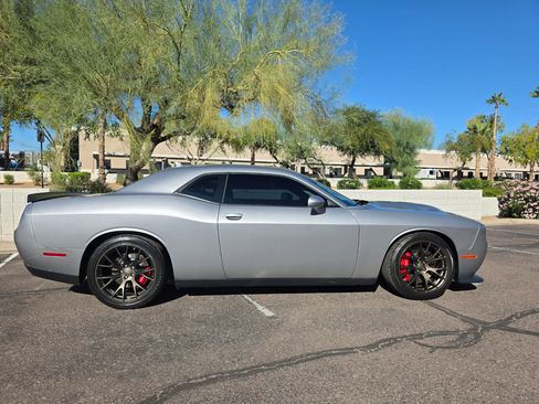 Used 2015 Dodge Challenger SRT Hellcat image 22