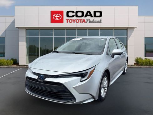 Certified 2025 Toyota Corolla LE w/ LE Premium Package FWD image 1