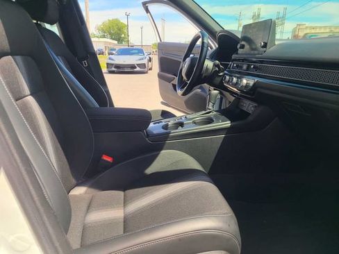Used 2022 Honda Civic Sport image 18