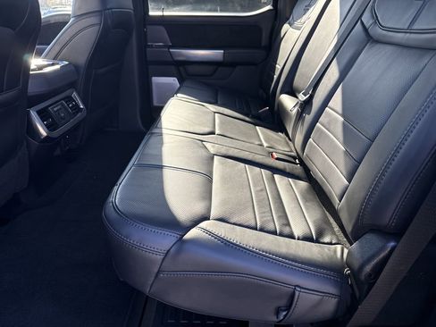 Used 2025 Ford F350 Platinum image 21