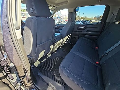 Used 2023 Chevrolet Silverado 1500 Custom image 21