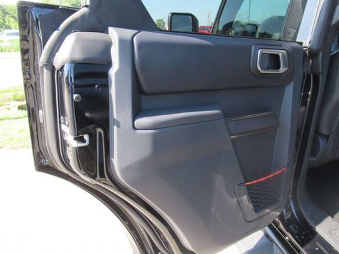 New 2026 Ford Bronco Raptor AWD/4WD image 17