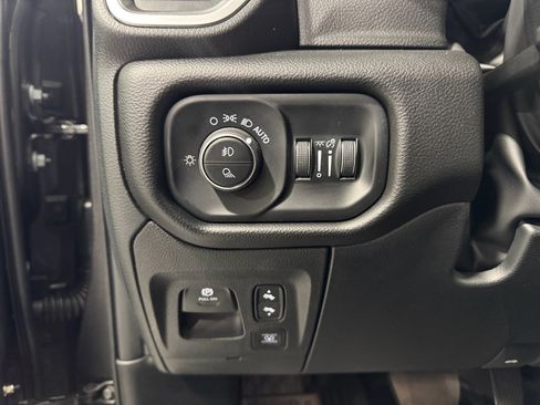 New 2025 RAM 1500 Big Horn image 24
