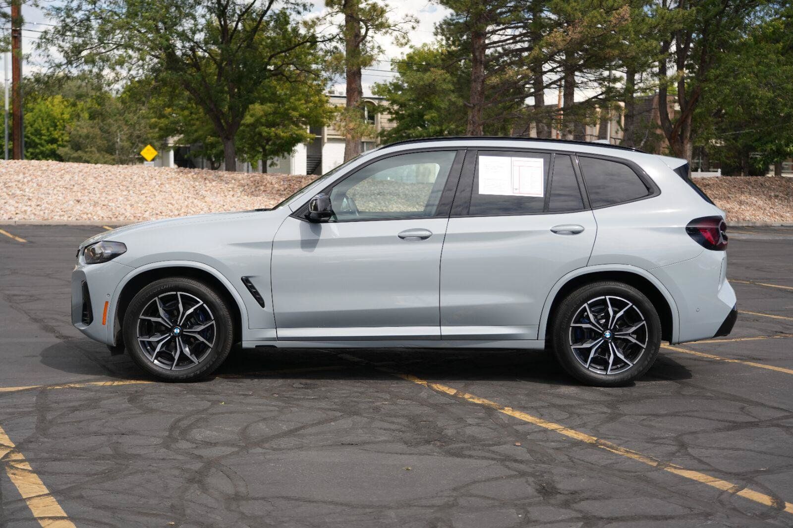 Used 2023 BMW X3 M40i AWD/4WD image 2
