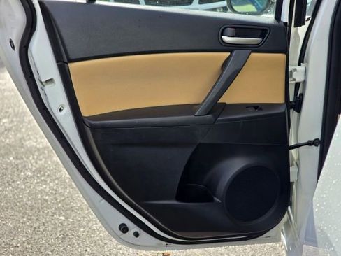 Used 2012 MAZDA MAZDA3 i Touring image 27