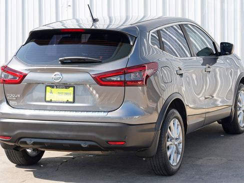 Used 2021 Nissan Rogue Sport S image 45