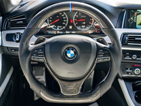 Used 2014 BMW M5 RWD image 13