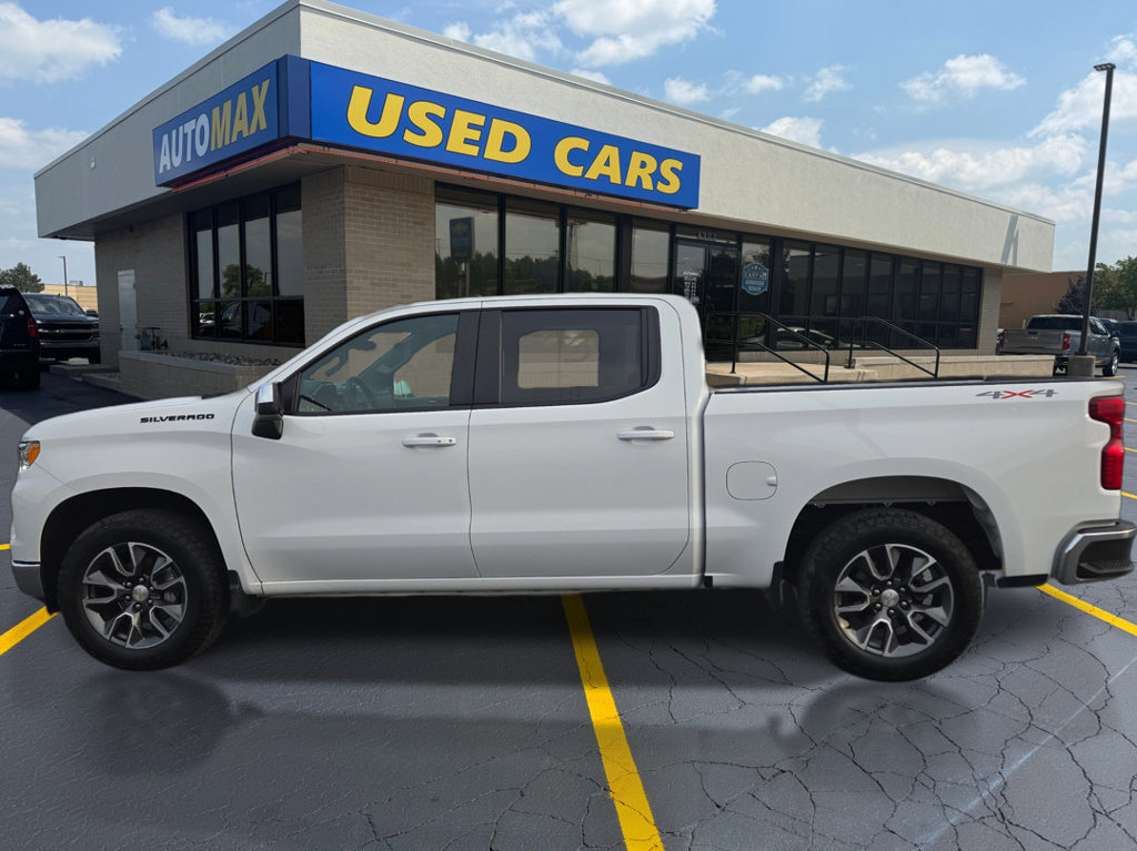 Used 2024 Chevrolet Silverado 1500 LT AWD/4WD image 8