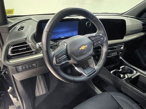Used 2026 Chevrolet Traverse LT AWD/4WD image 22